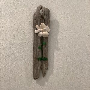 Driftwood Art, Driftwood & Seashell Flower Art, Sea Glass Art